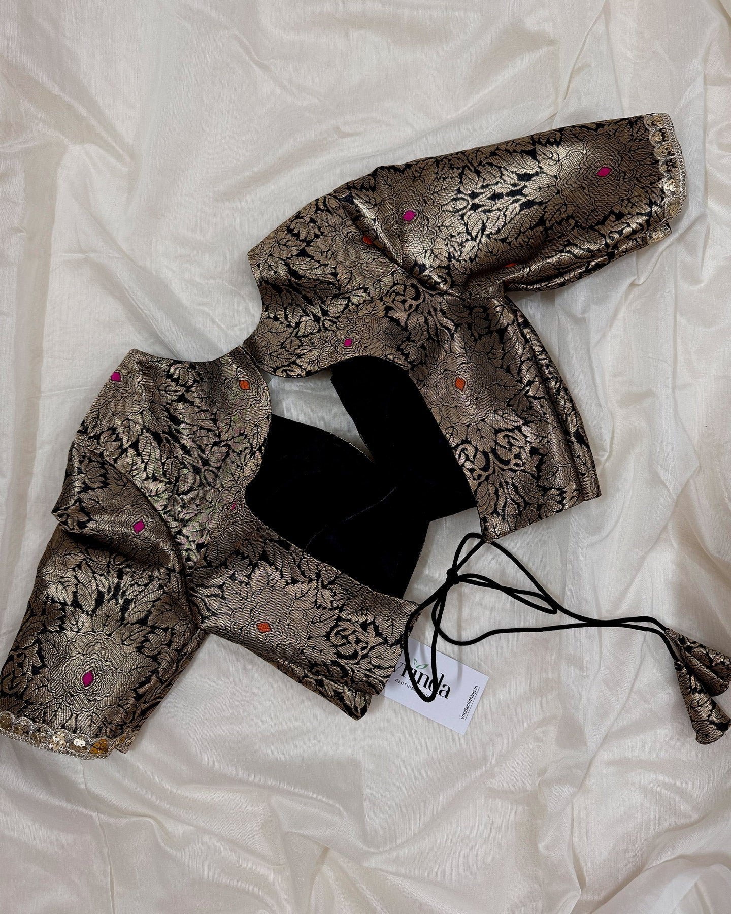 Lavati Blouse