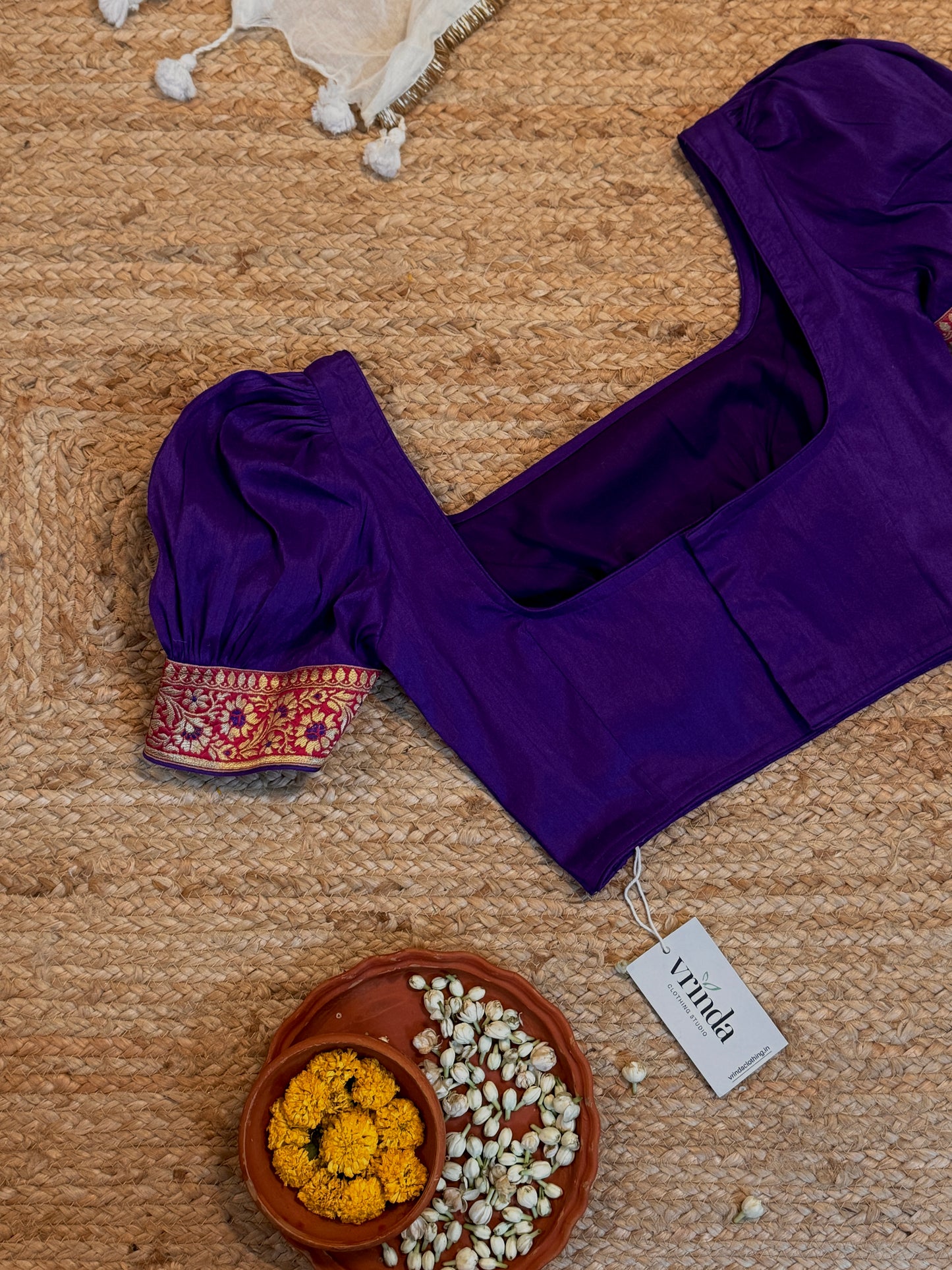 Elaivi Blouse