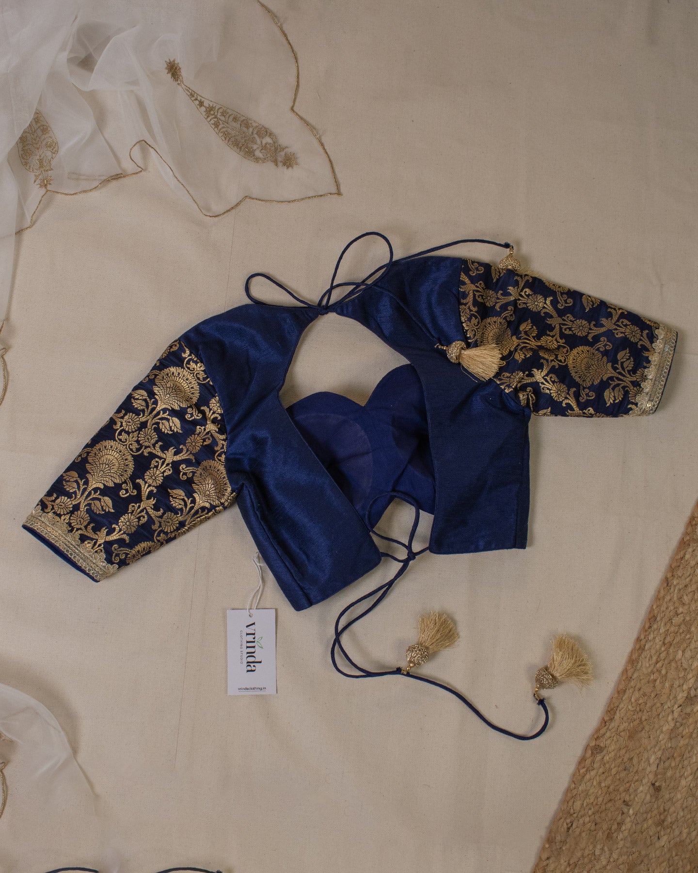 Aberi Blouse