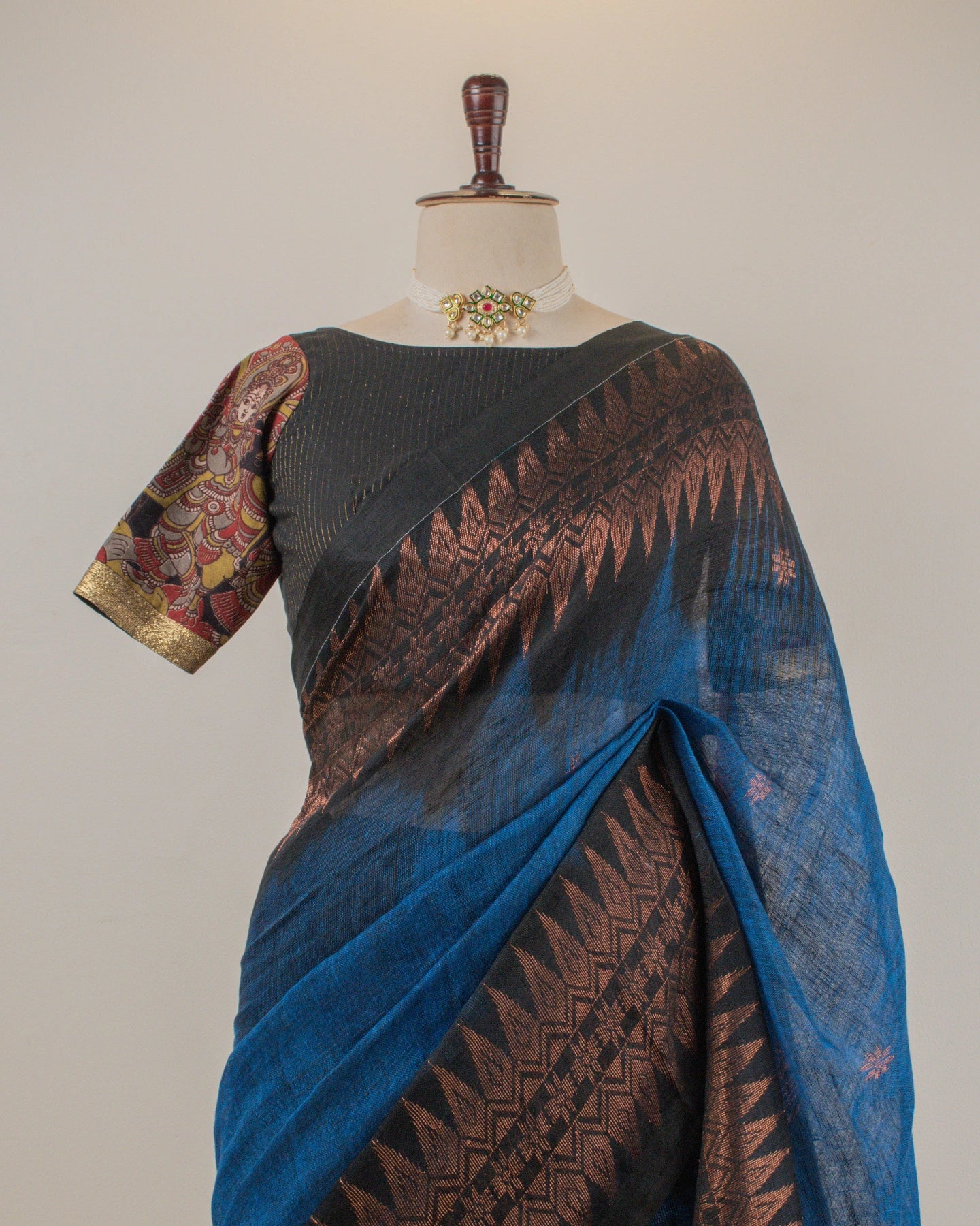 Irkal Neel Linen Saree