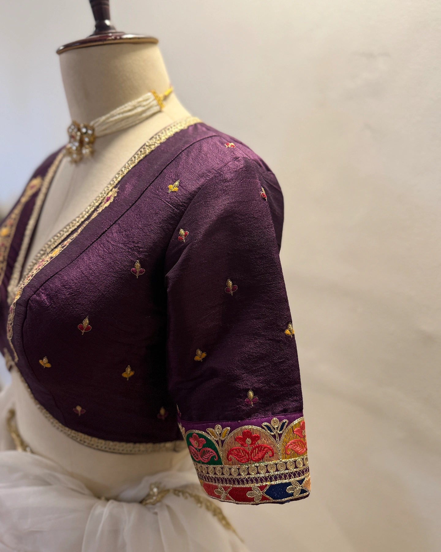 Amoni Blouse