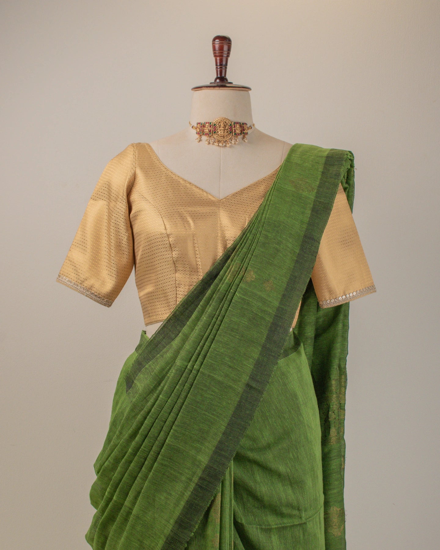 Dia Green Handwoven Linen Saree