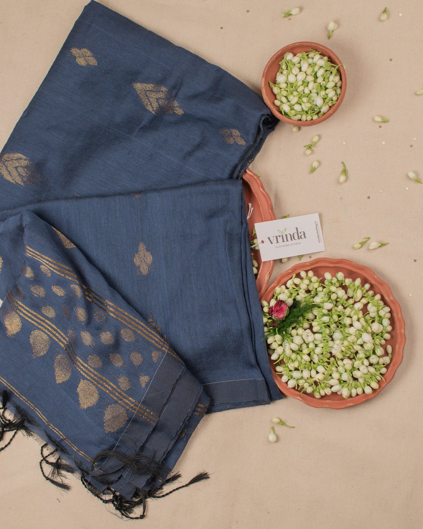 Dia Grey Handwoven Linen Saree