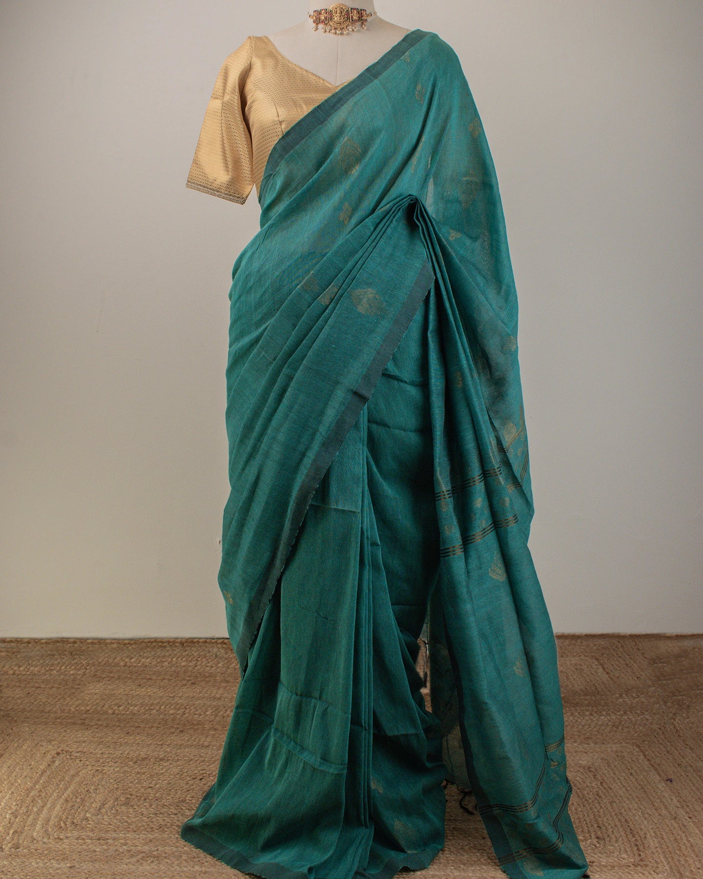 Dia Turquoise Handwoven Linen Saree
