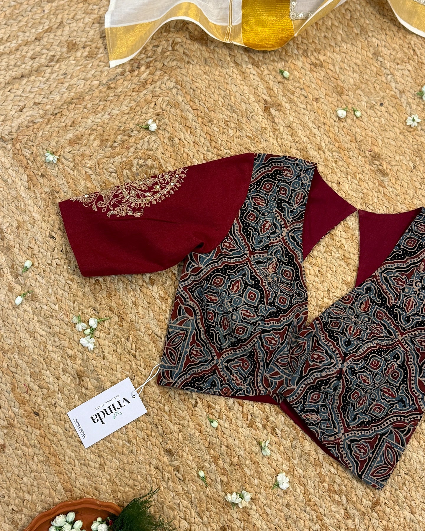 Dimri Blouse