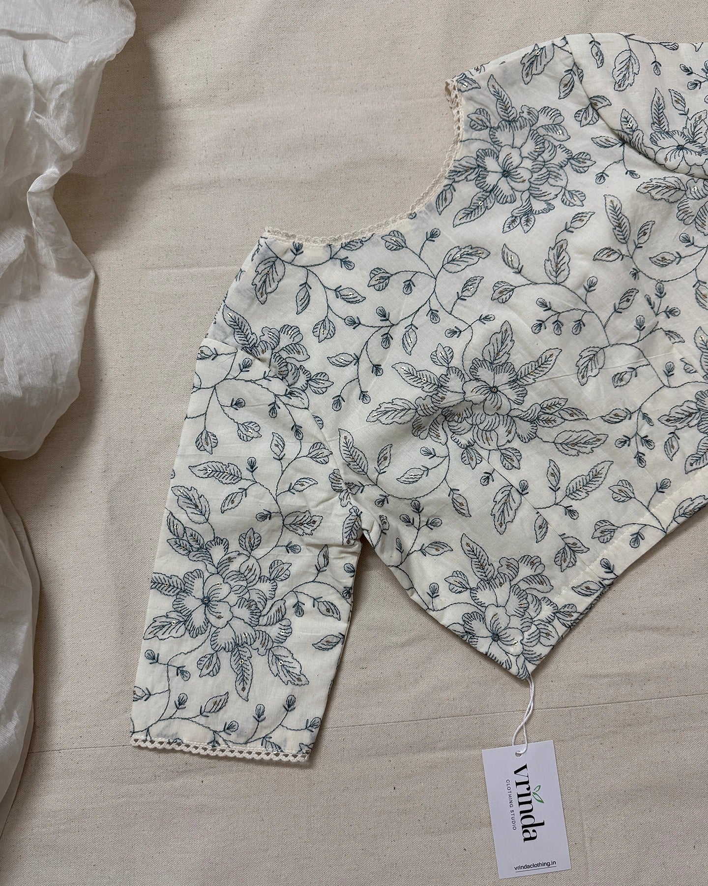 Dithiya Blouse