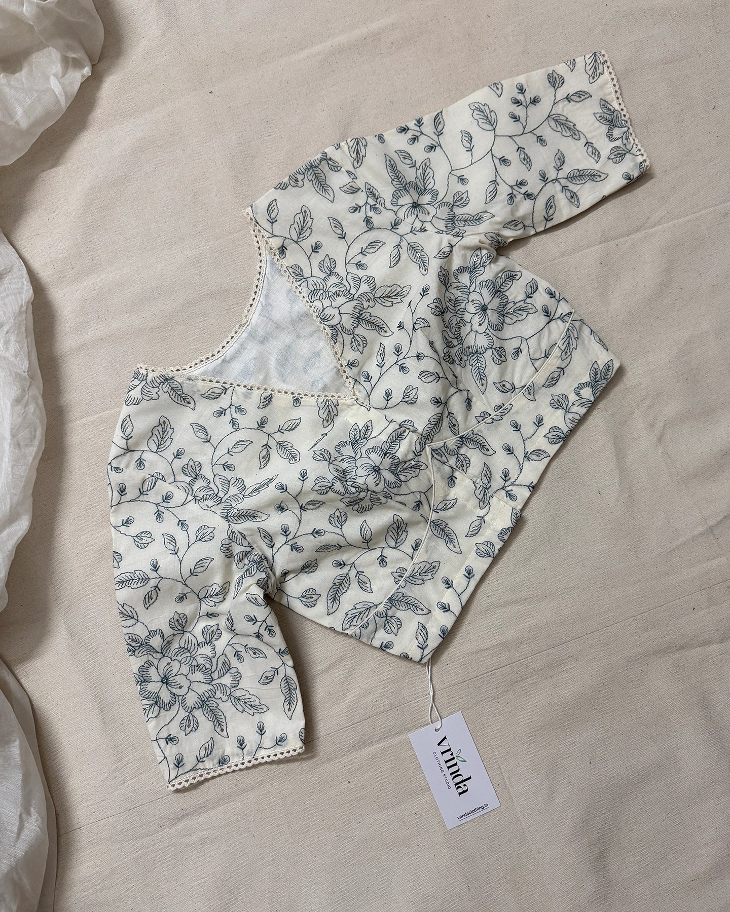 Dithiya Blouse