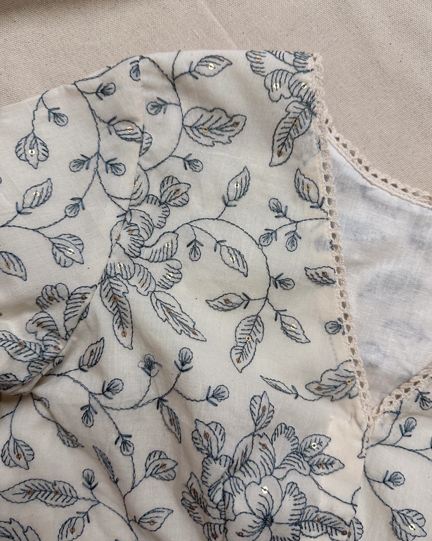 Dithiya Blouse