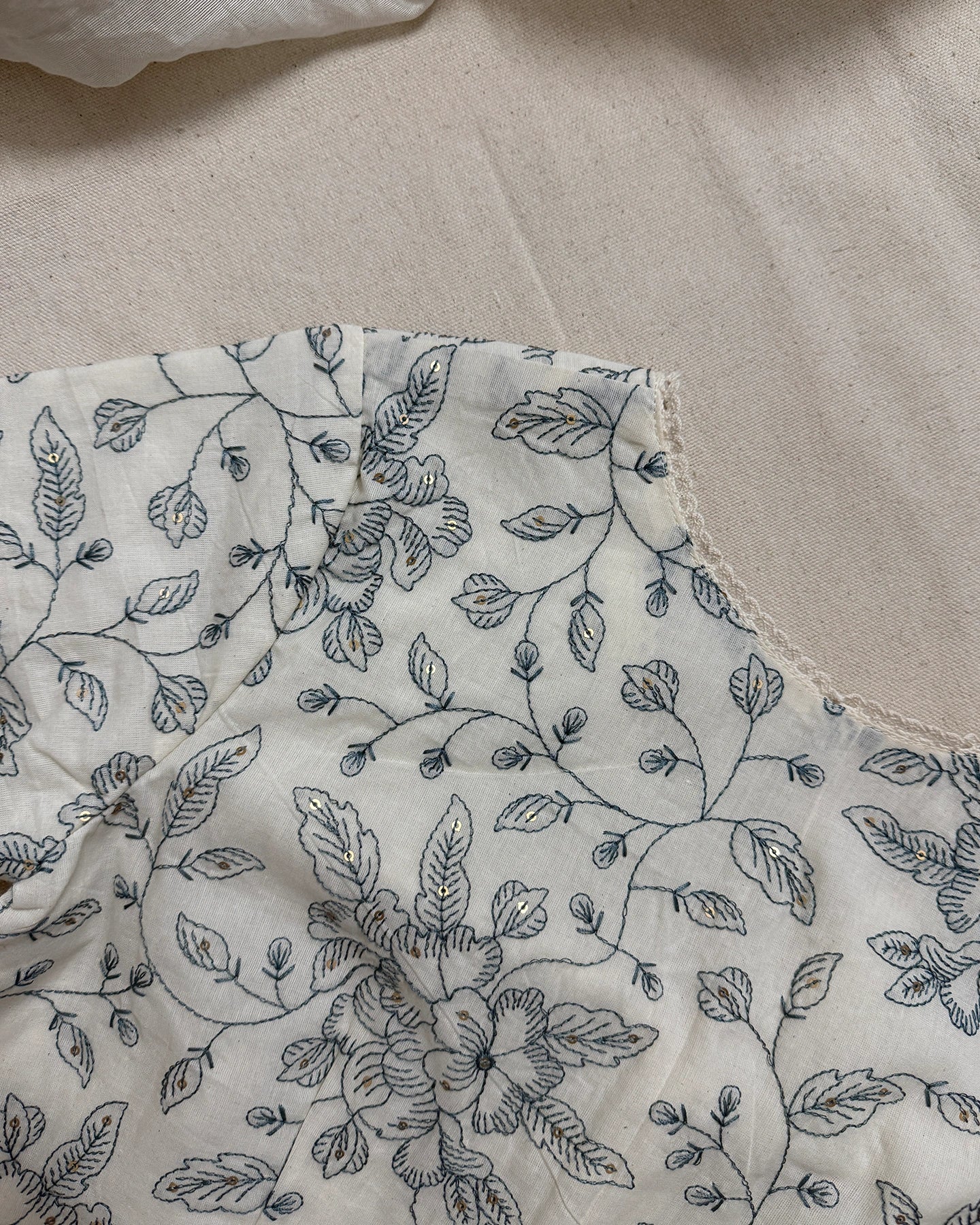 Dithiya Blouse