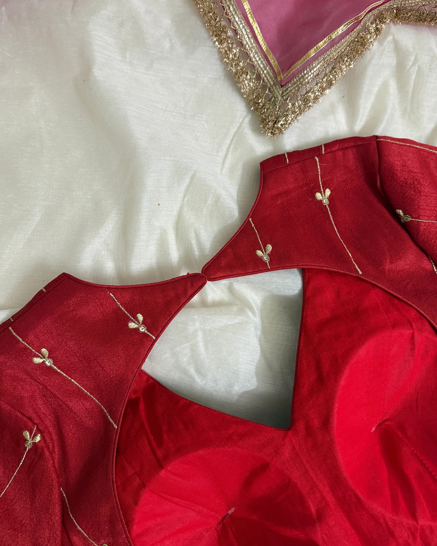 Divyani Laal Blouse