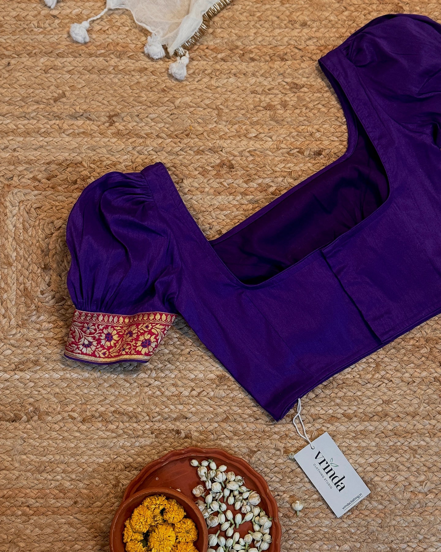 Elaivi Blouse