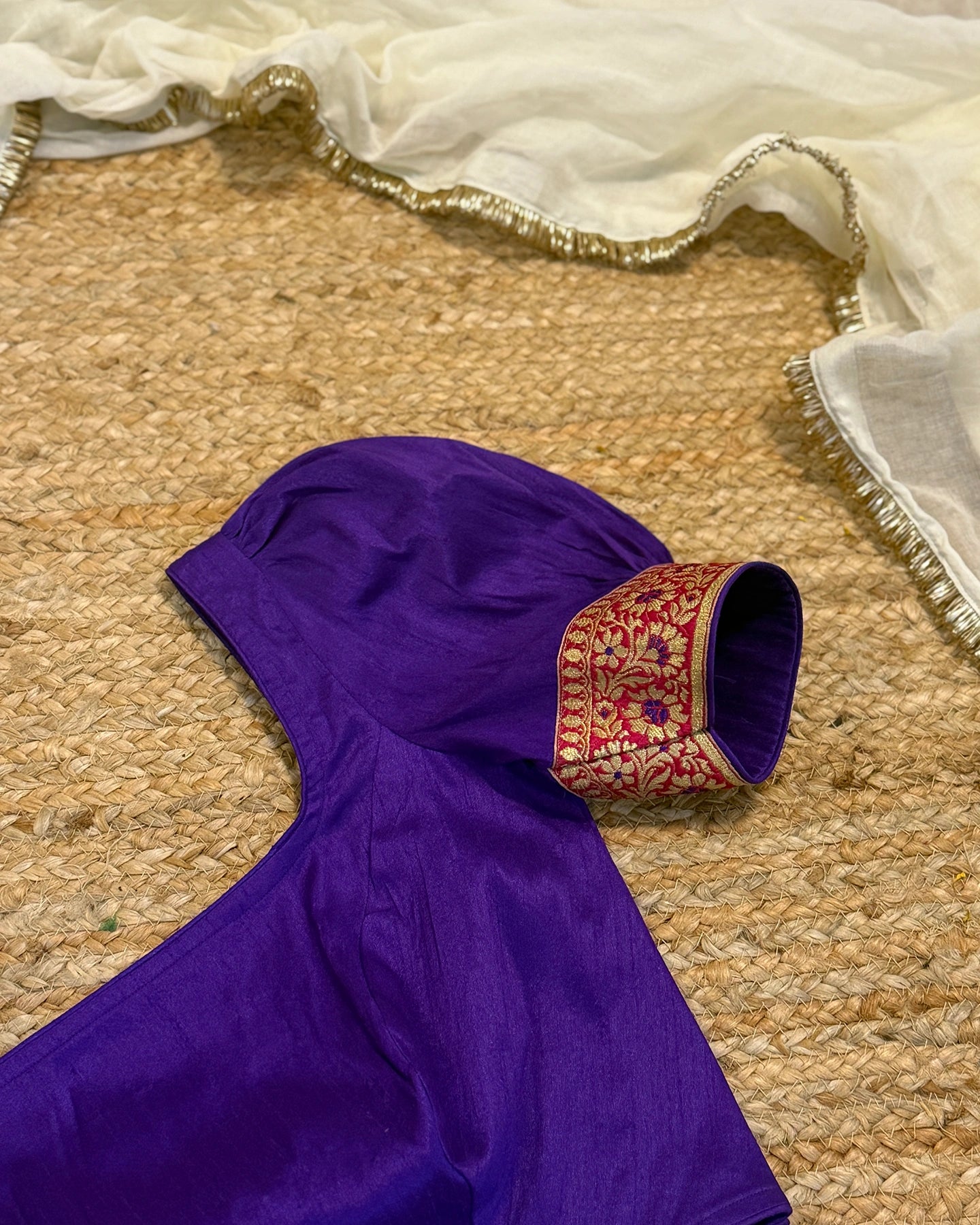 Elaivi Blouse