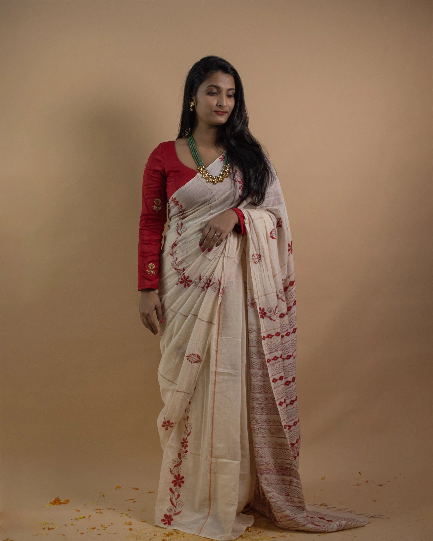 Ivory Kantha Handwoven Saree