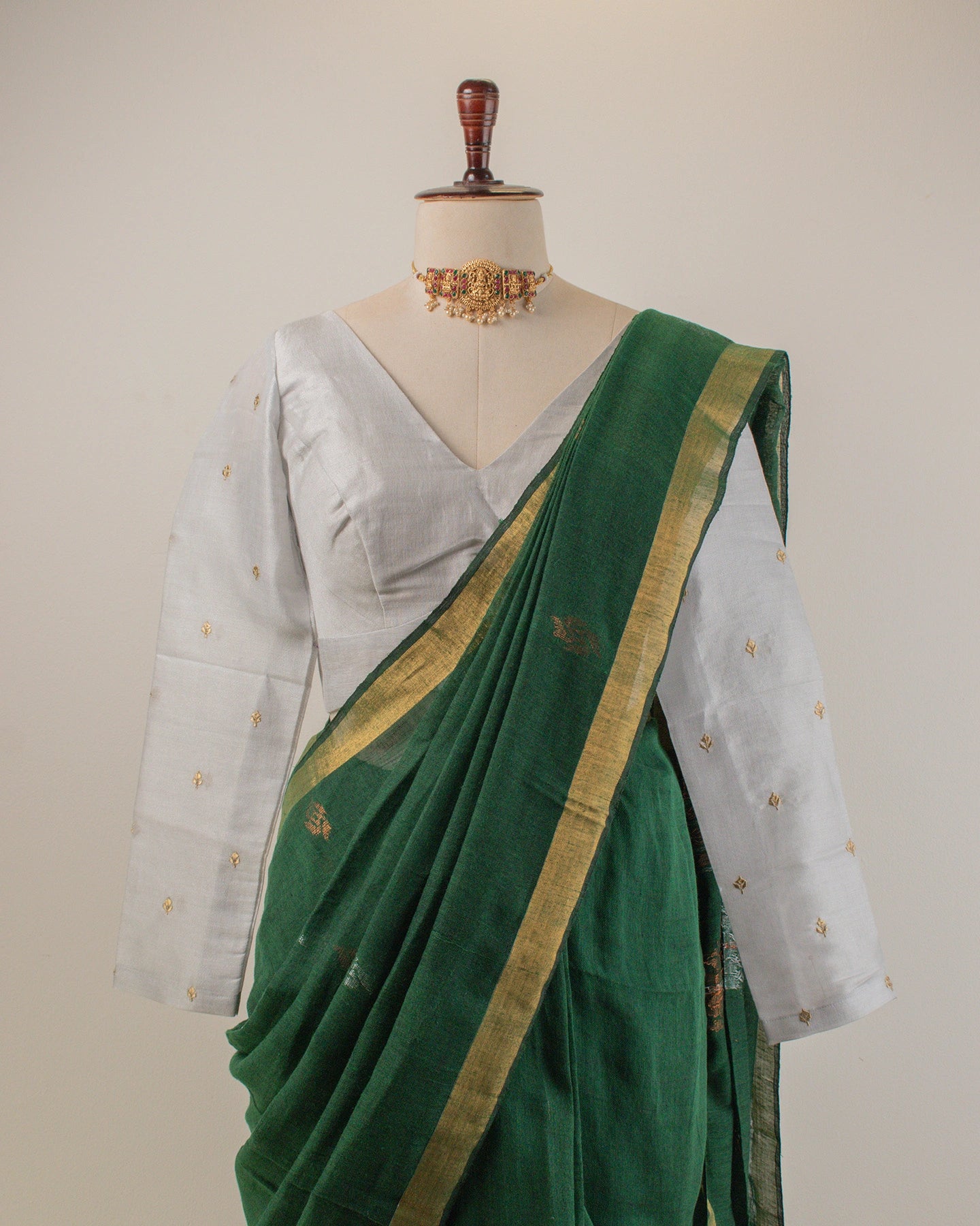 Kadambari Green Handwoven Linen Saree