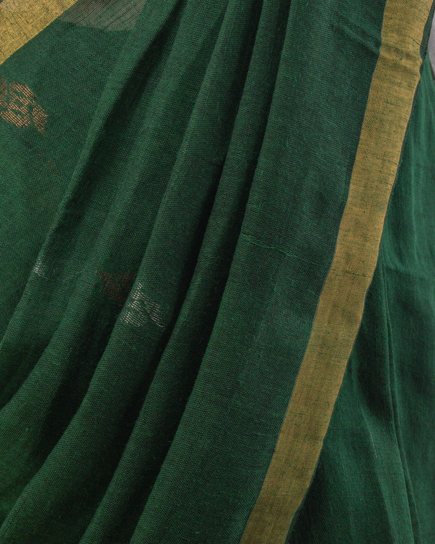 Kadambari Green Handwoven Linen Saree
