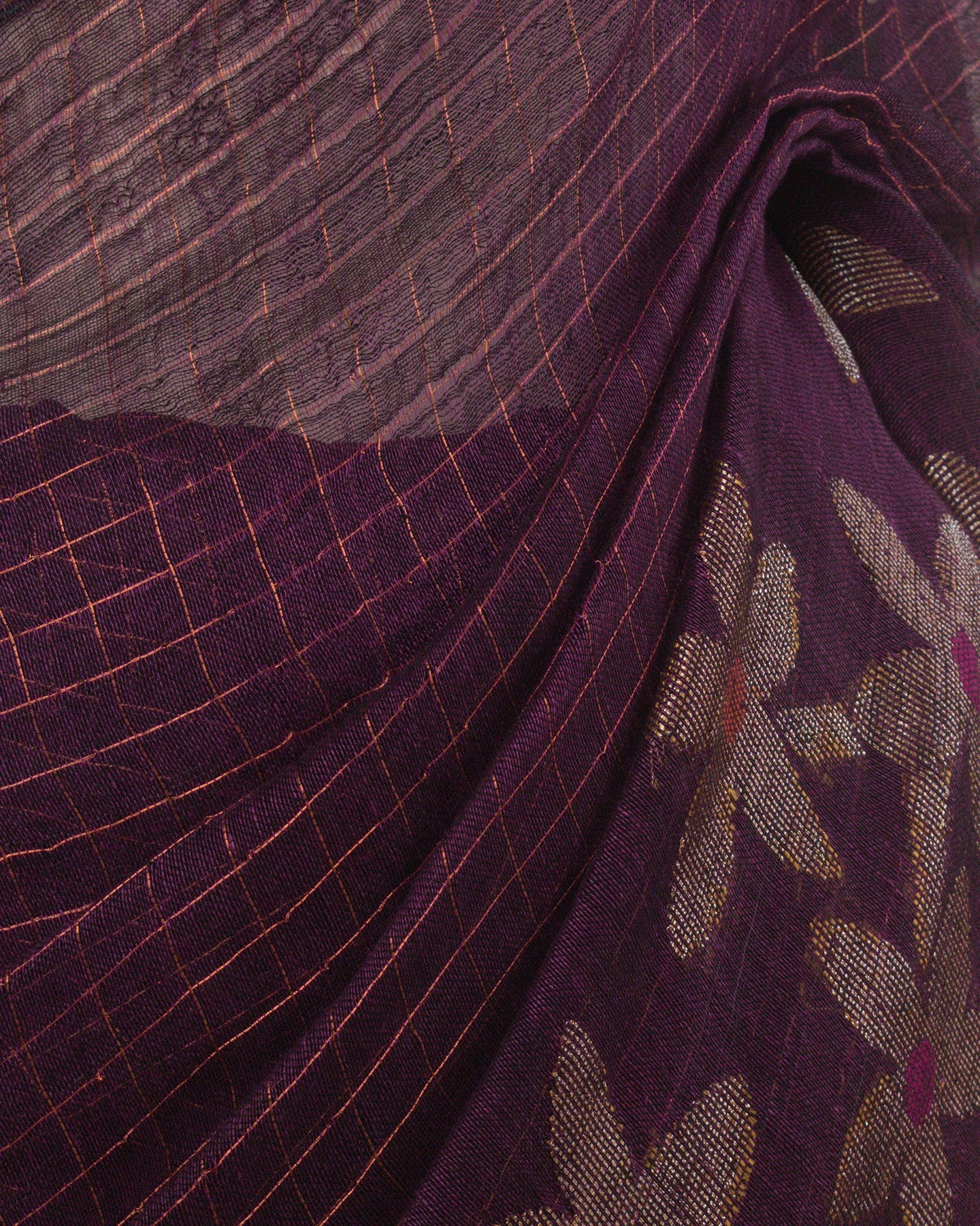Madhavi Jamun Linen Saree