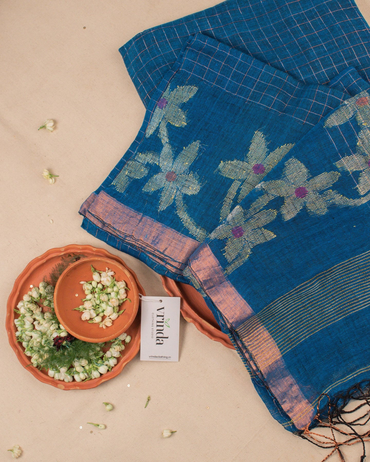 Madhavi Neel Linen Saree