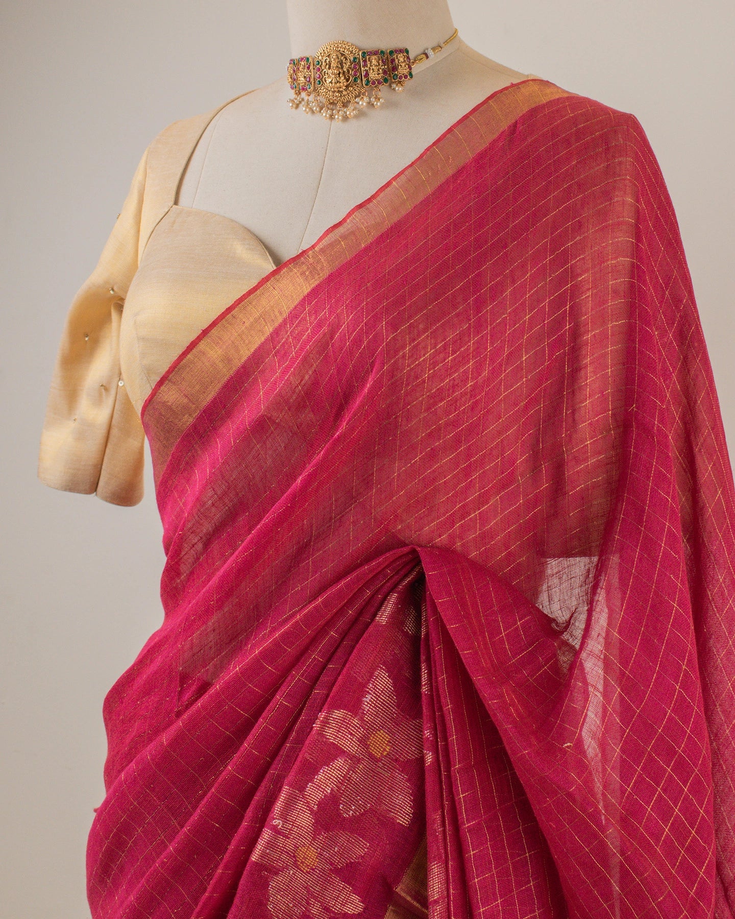 Madhavi Rani Linen Saree