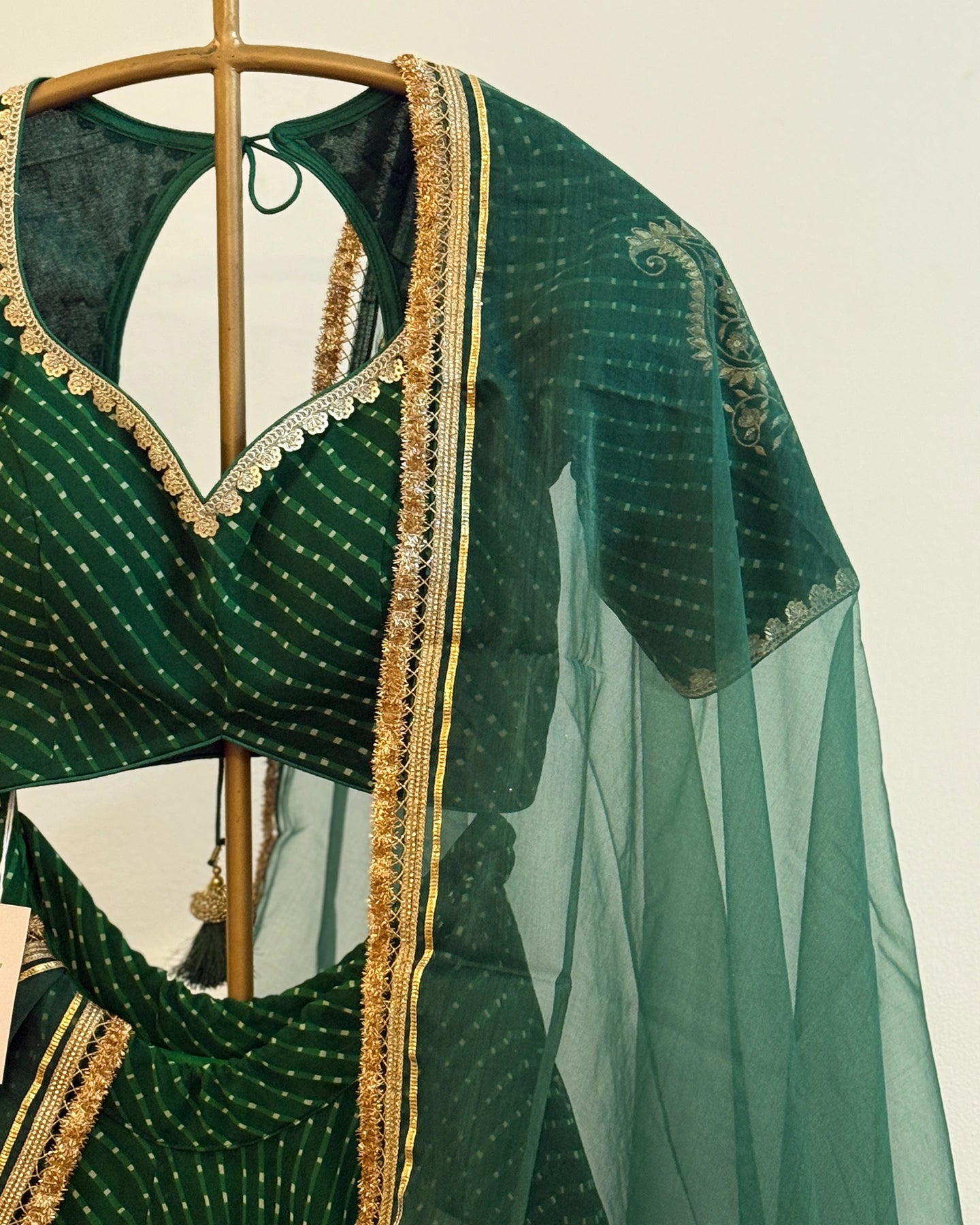 Priyanshi Hara Lehenga Set