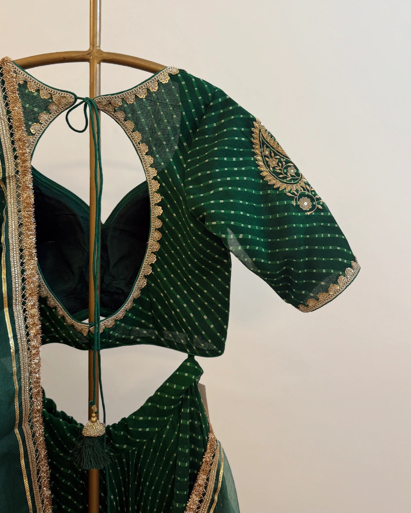 Priyanshi Hara Lehenga Set