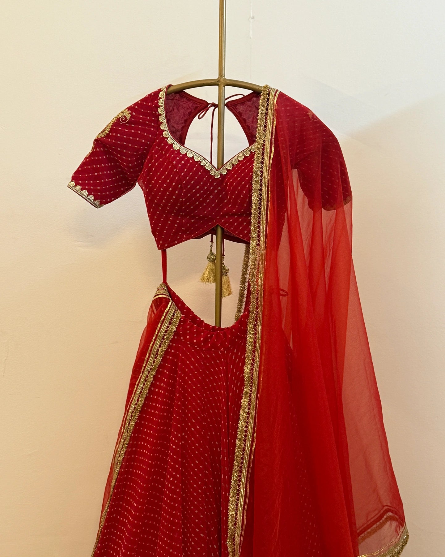 Priyanshi Laal Lehenga Set