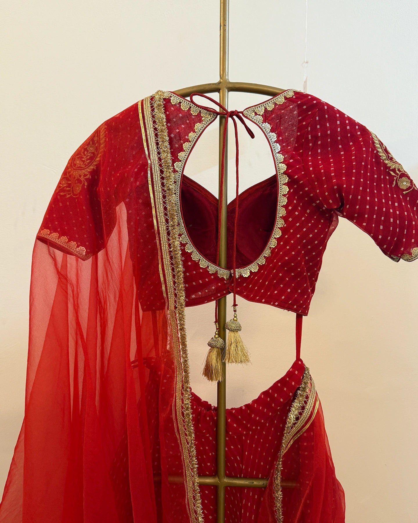Priyanshi Laal Lehenga Set