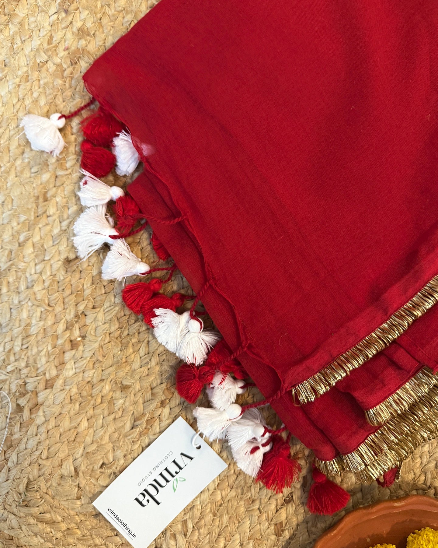 Jhalar Gotta Laal Saree