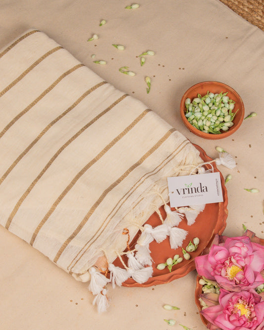 Sandhya Ivory Handwoven Linen Saree