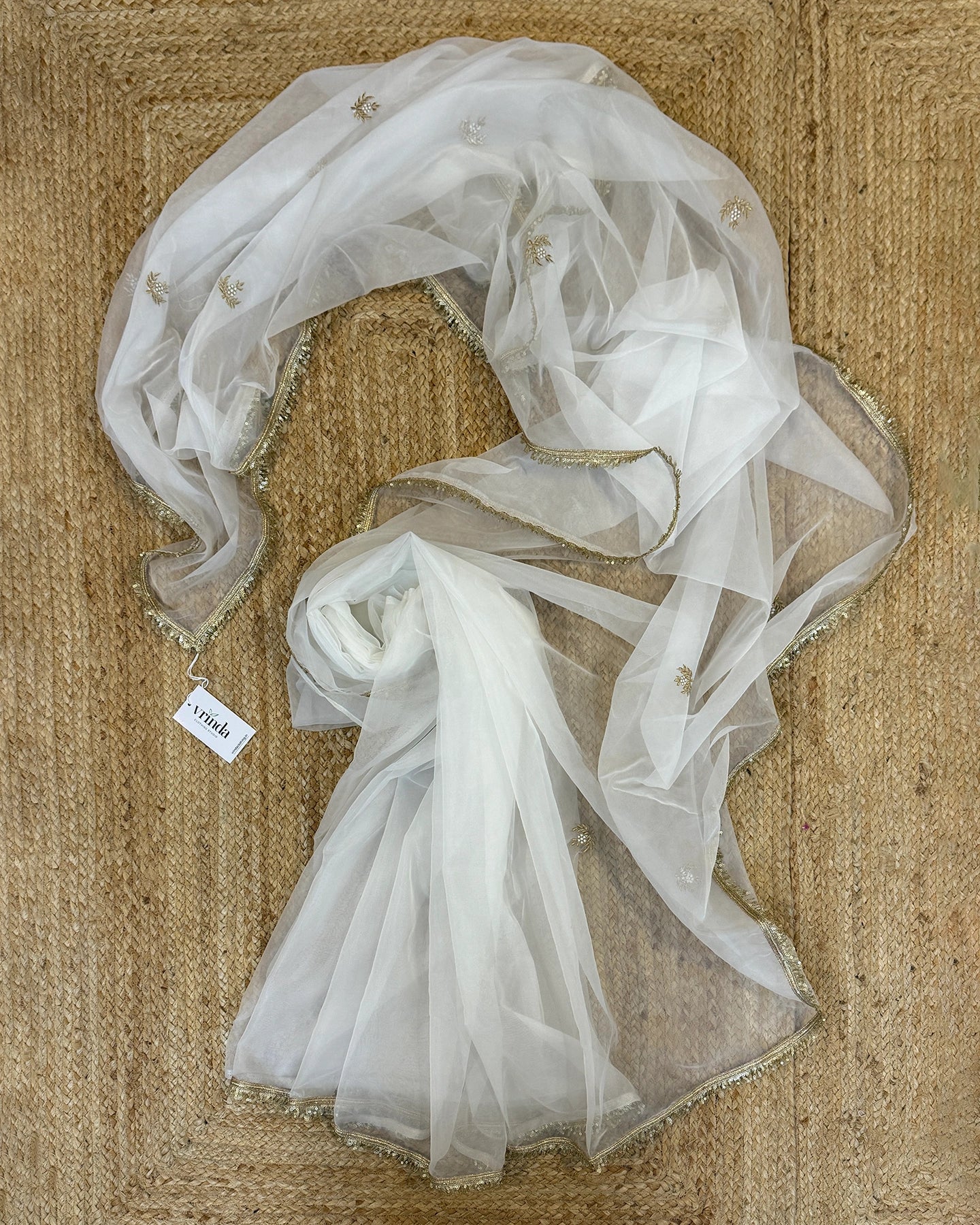 Surkhee Saree