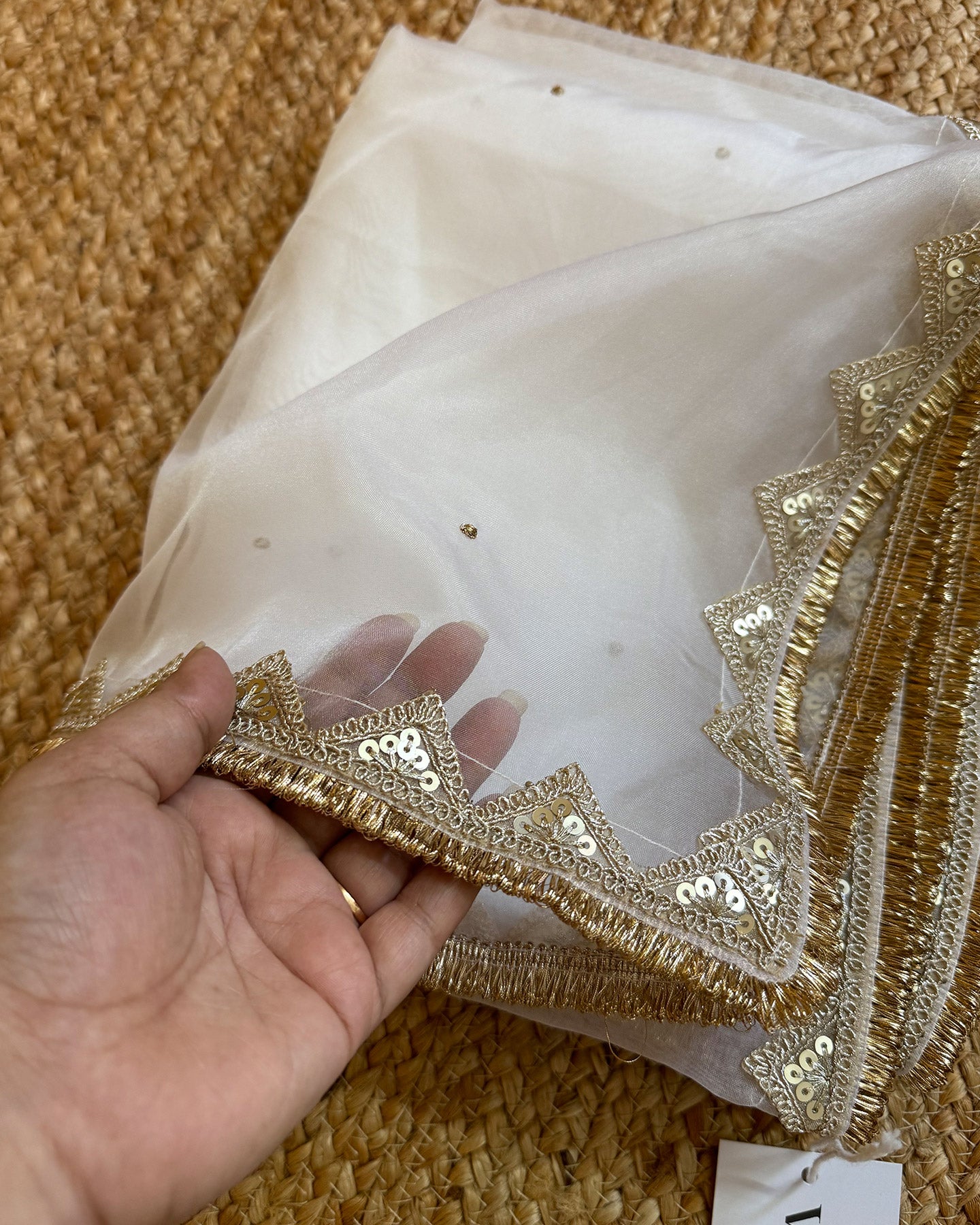 Mukta Dupatta