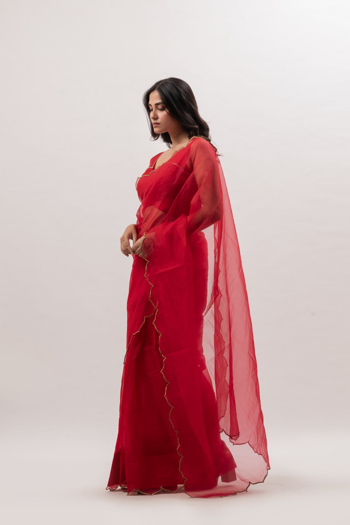 Minar Red Saree