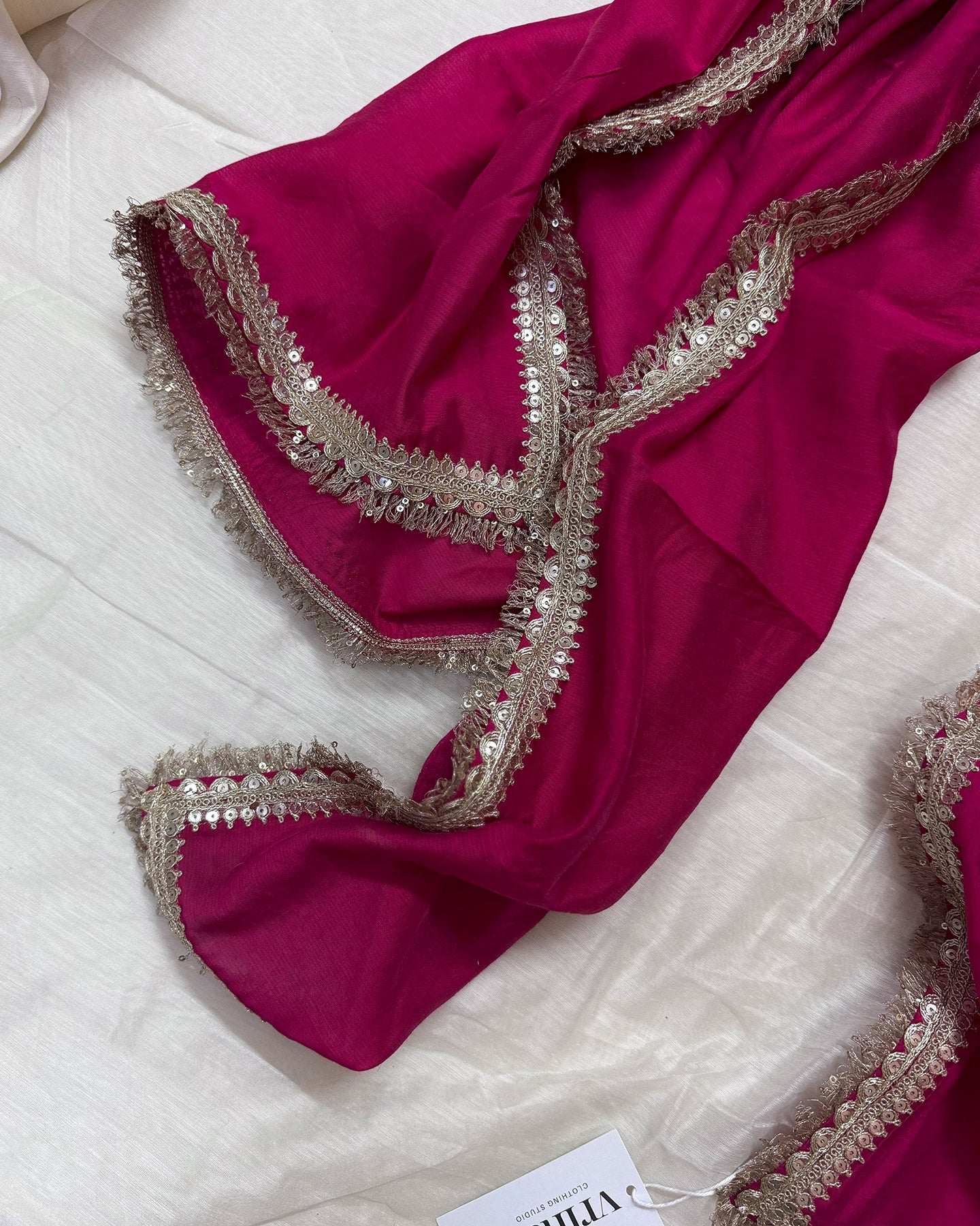 Gulabari Dupatta