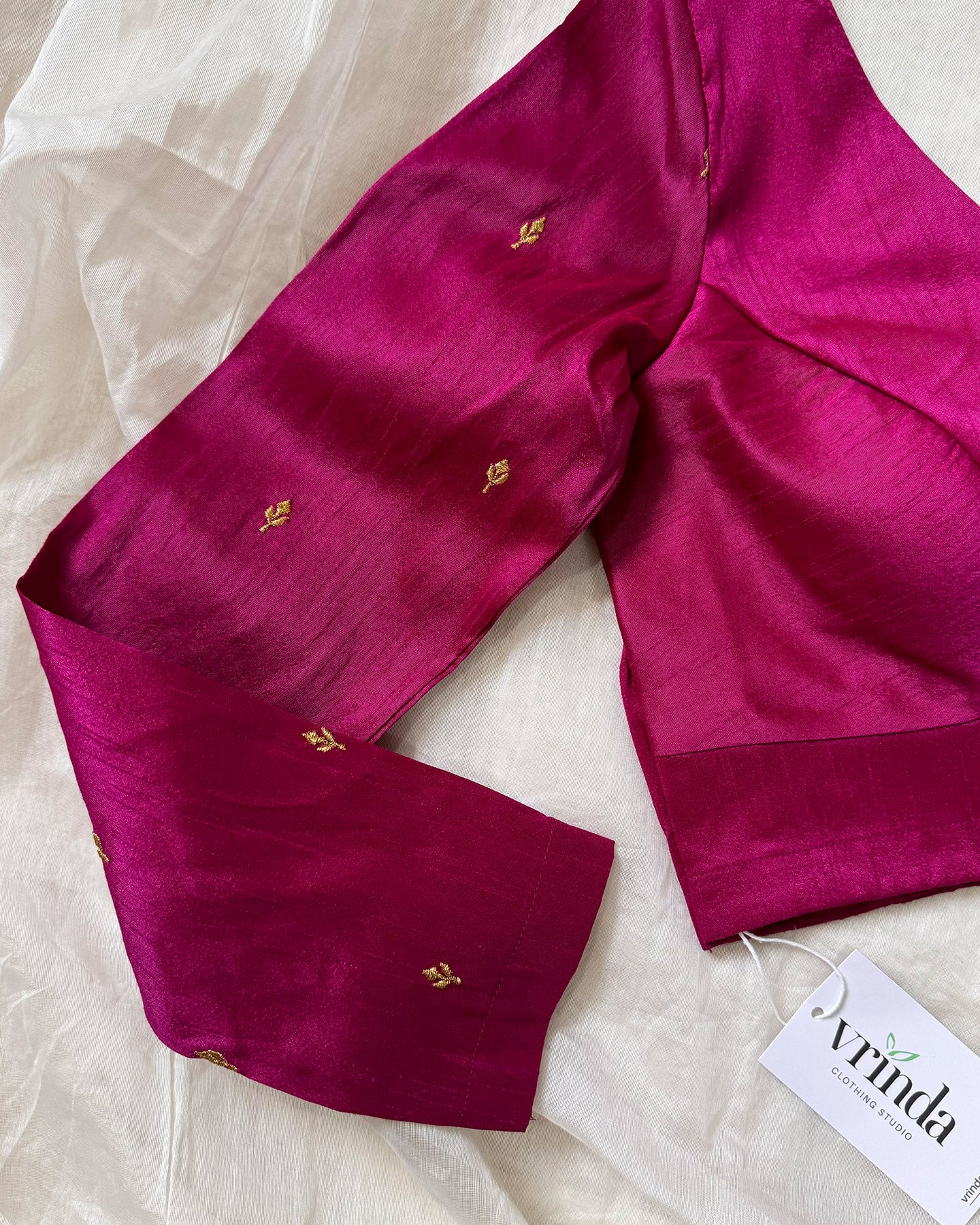 Zaari Magenta Blouse