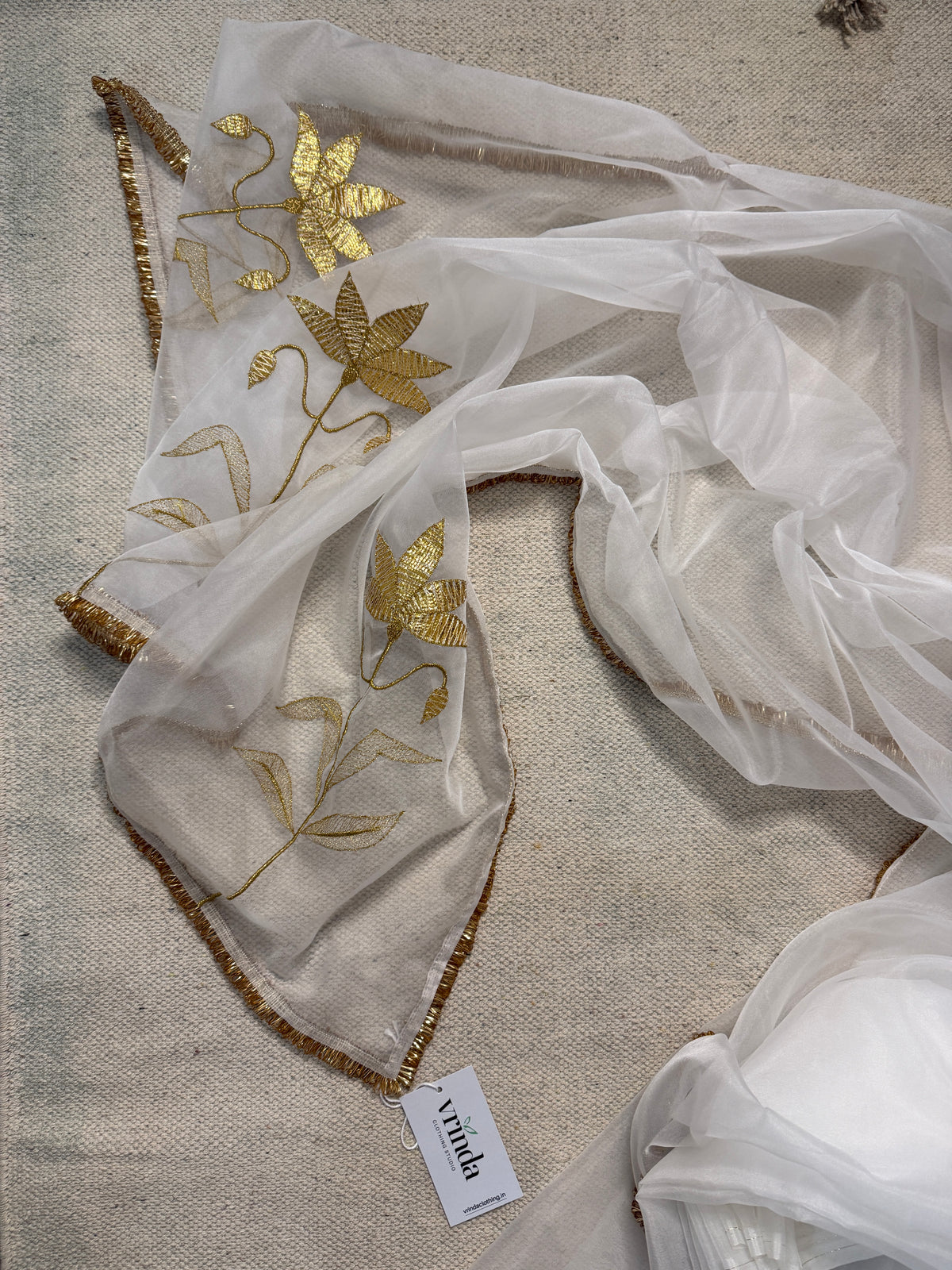 Sweta Padma Zari Saree
