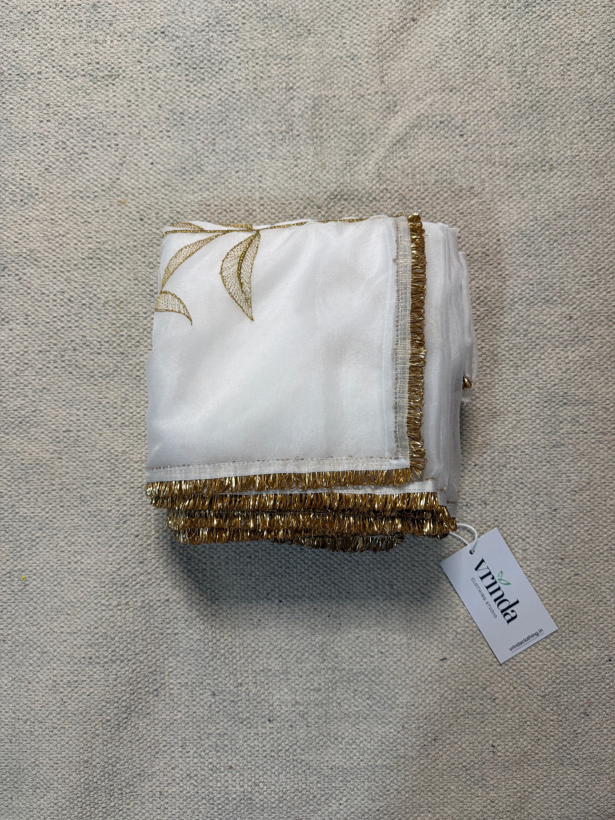 Sweta Padma Zari Saree
