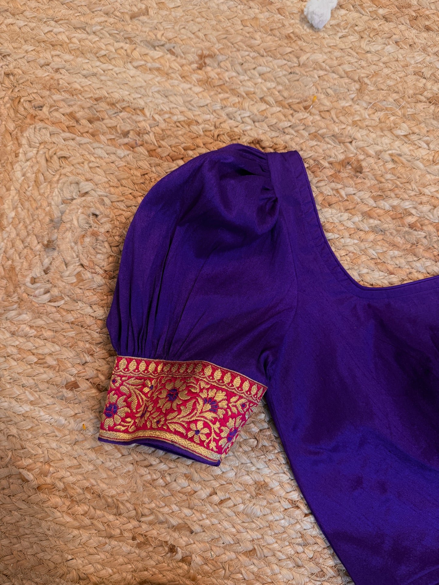 Elaivi Blouse