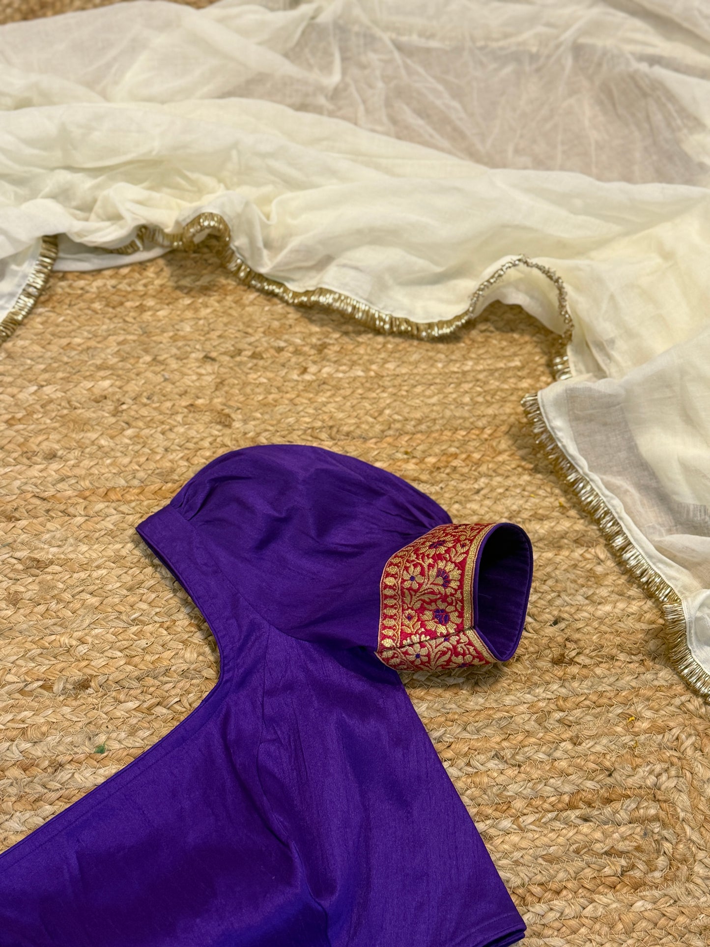 Elaivi Blouse