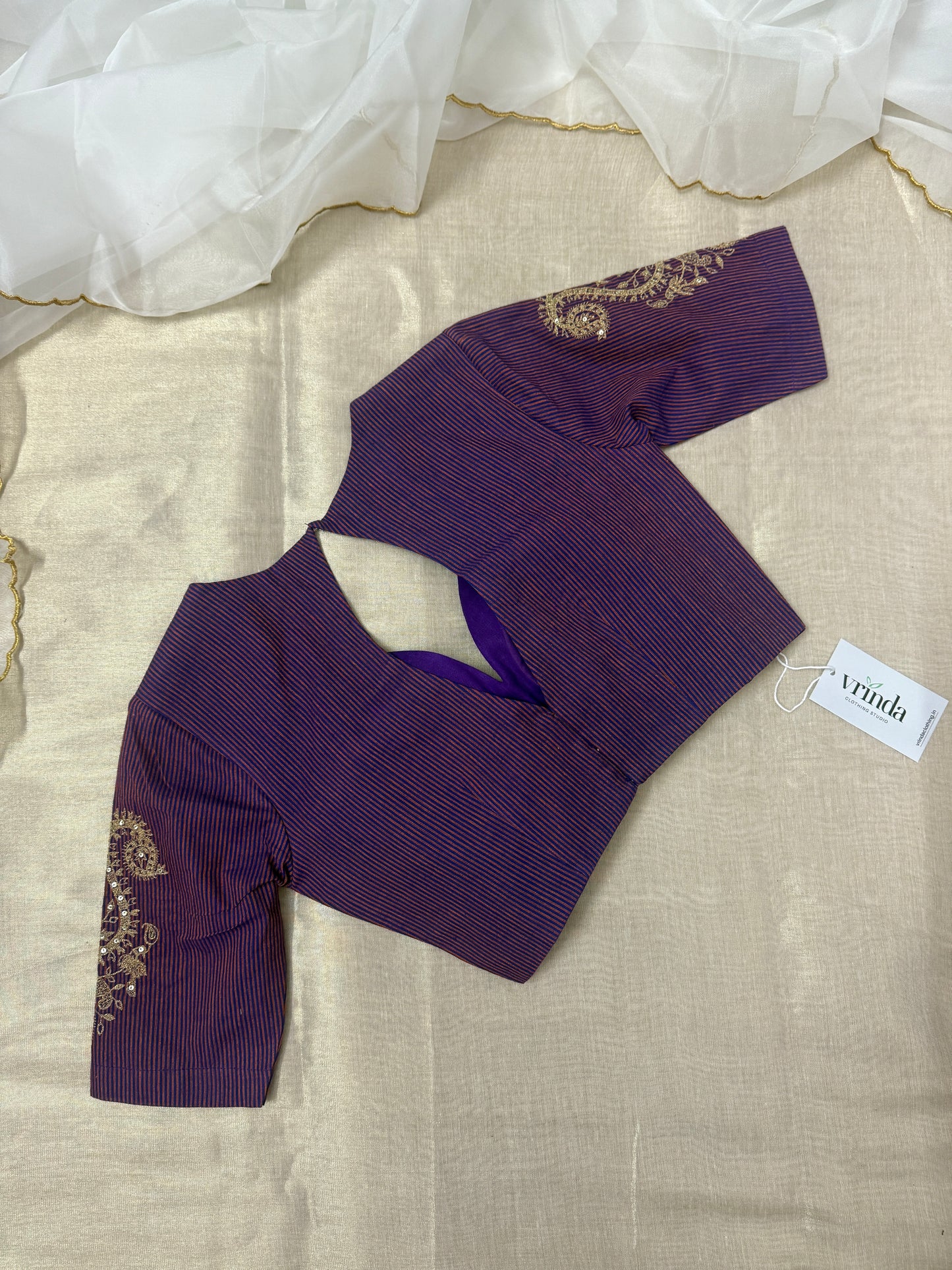 Dhurvi Blouse