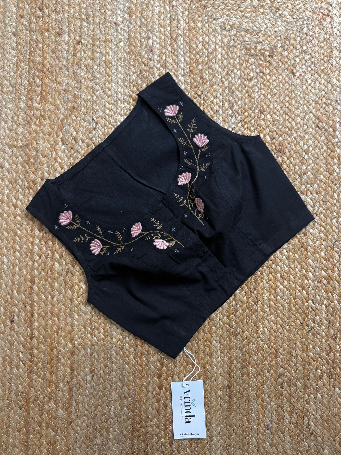 Wind Flower Black Blouse