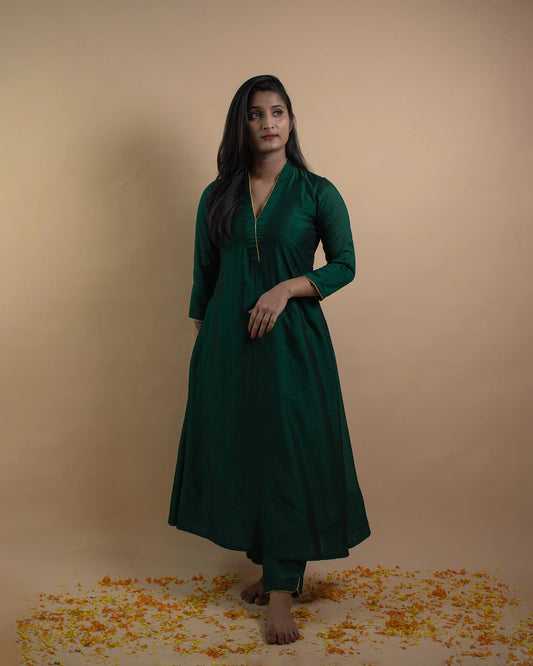 Iqra Emerald Kurta Set