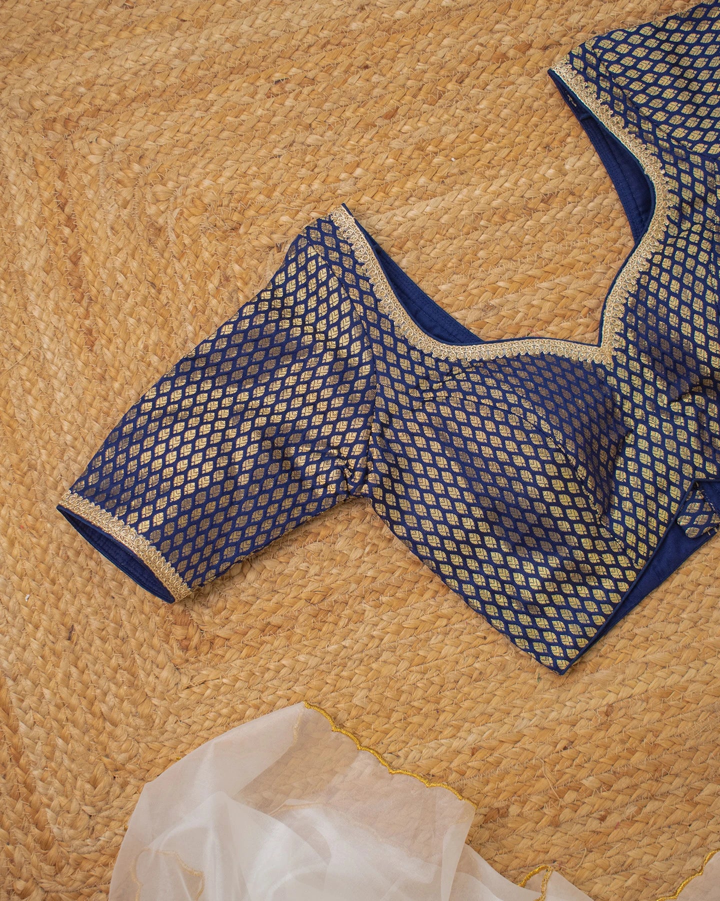 Hiranmayi Neela Blouse