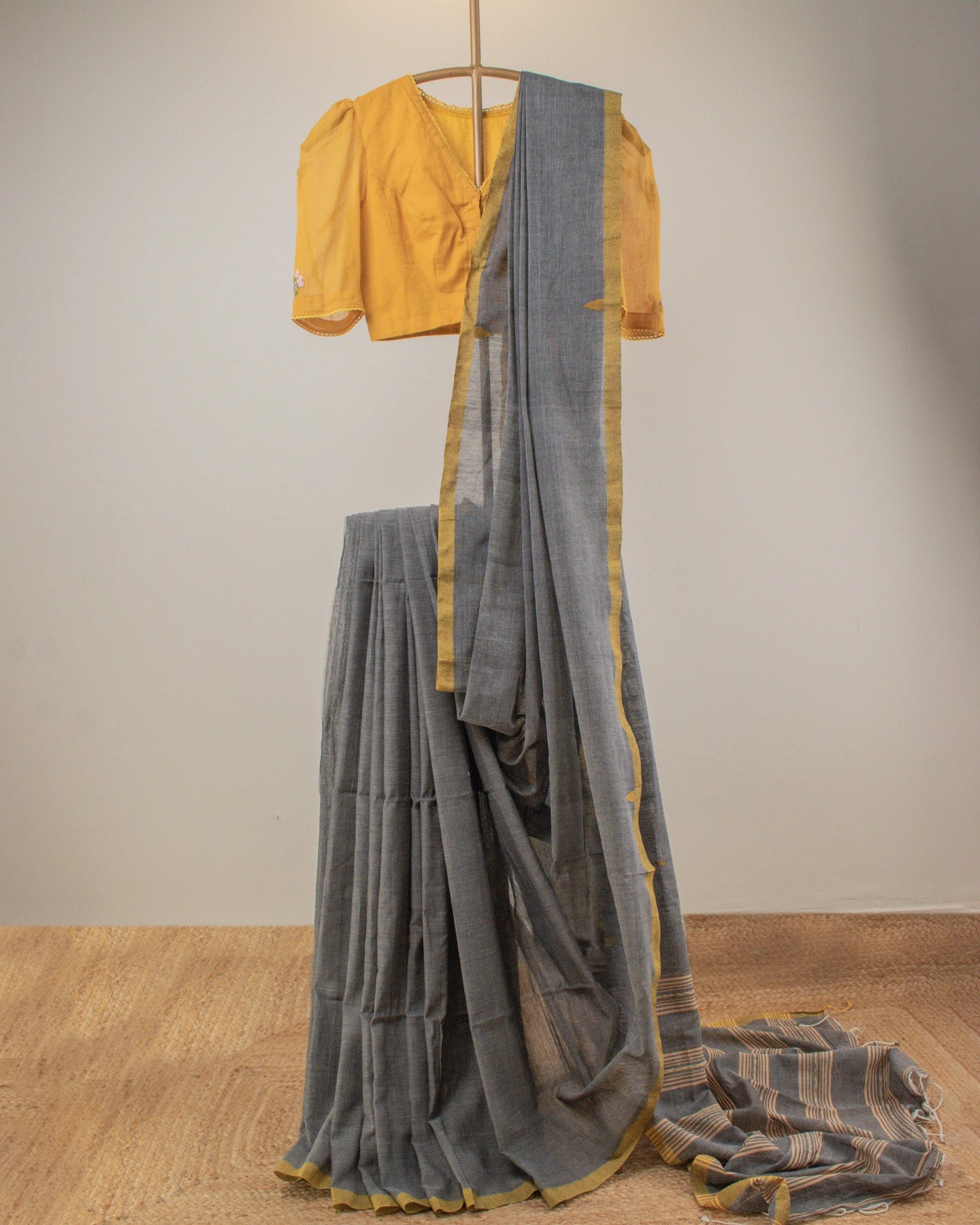Jamdani Grey Stripes Saree