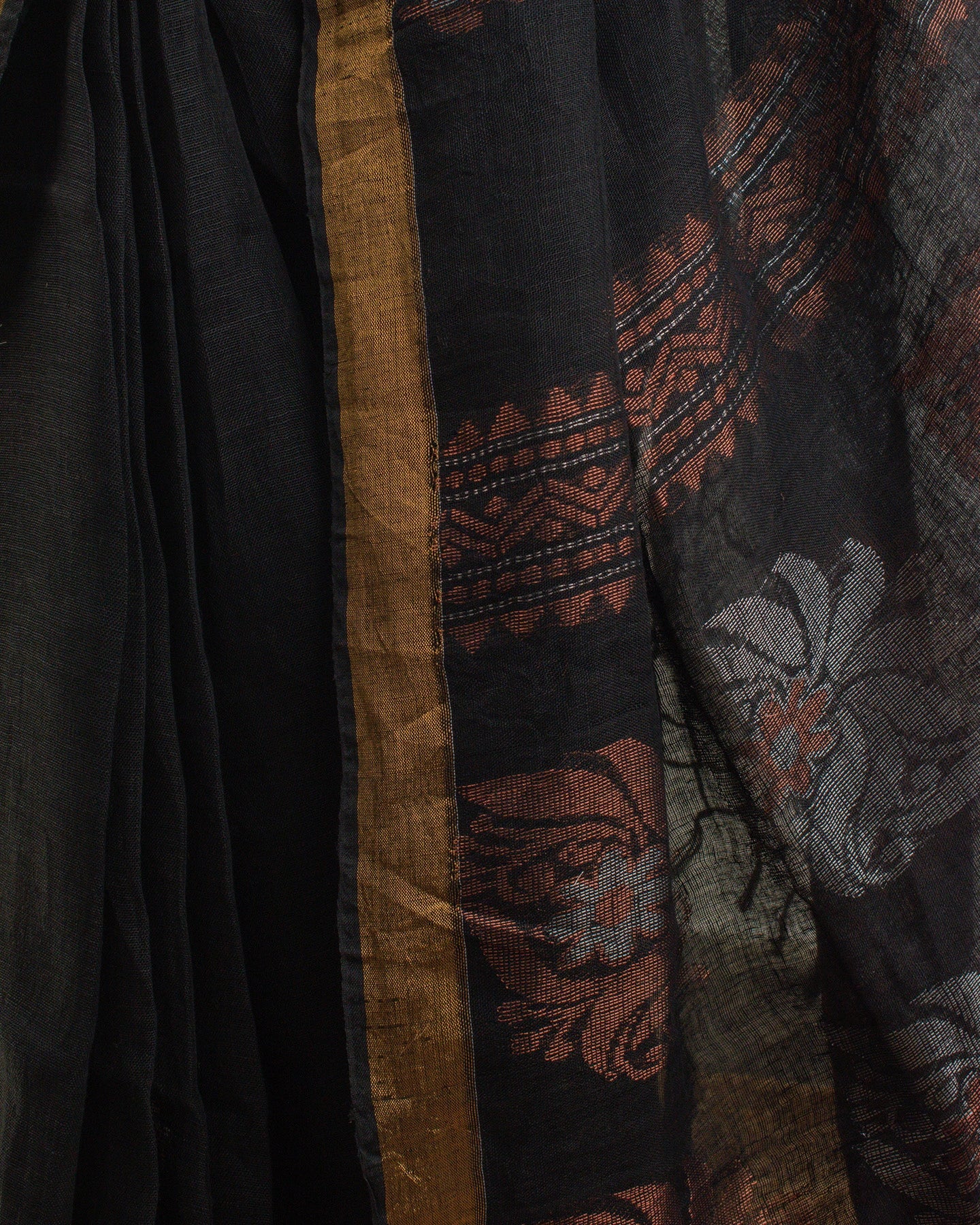 Kadambari Black Handwoven Linen Saree
