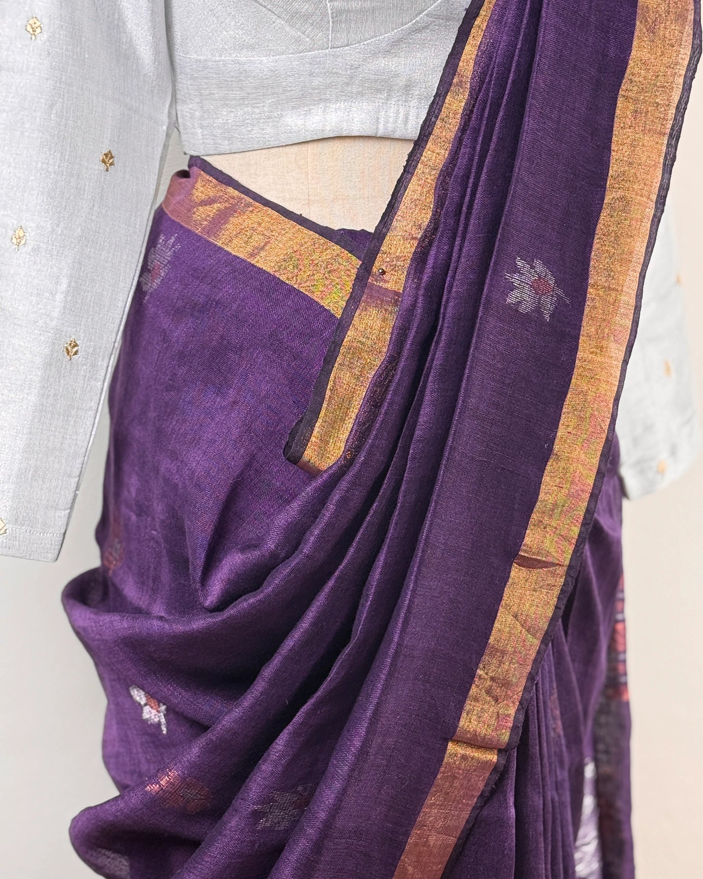 Kadambari Purple Handwoven Linen Saree