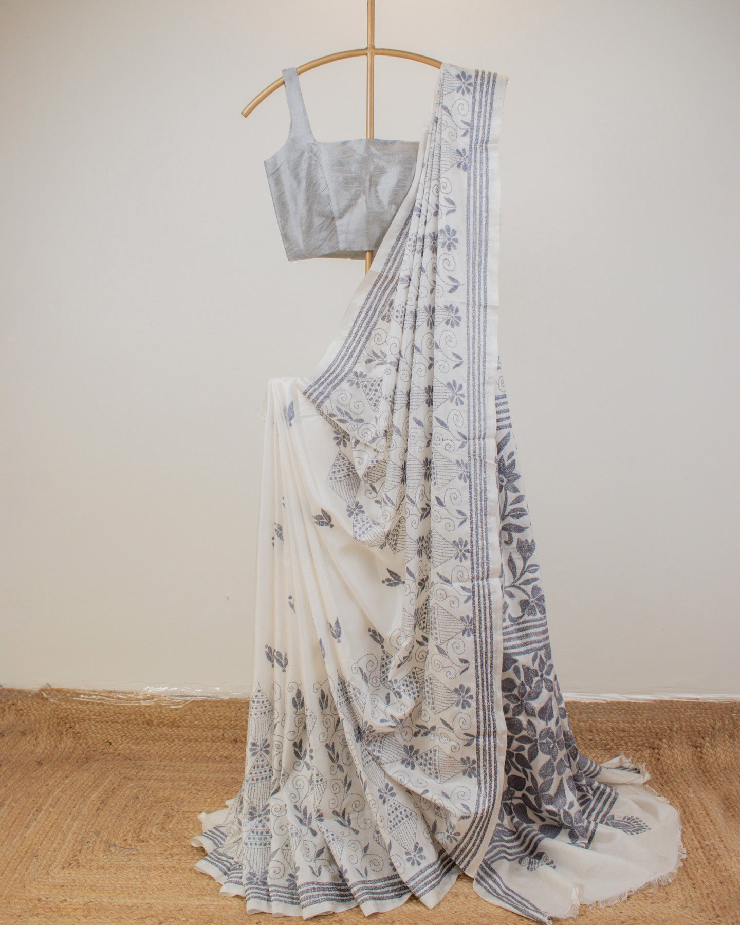 Kantha Floral Grey Saree