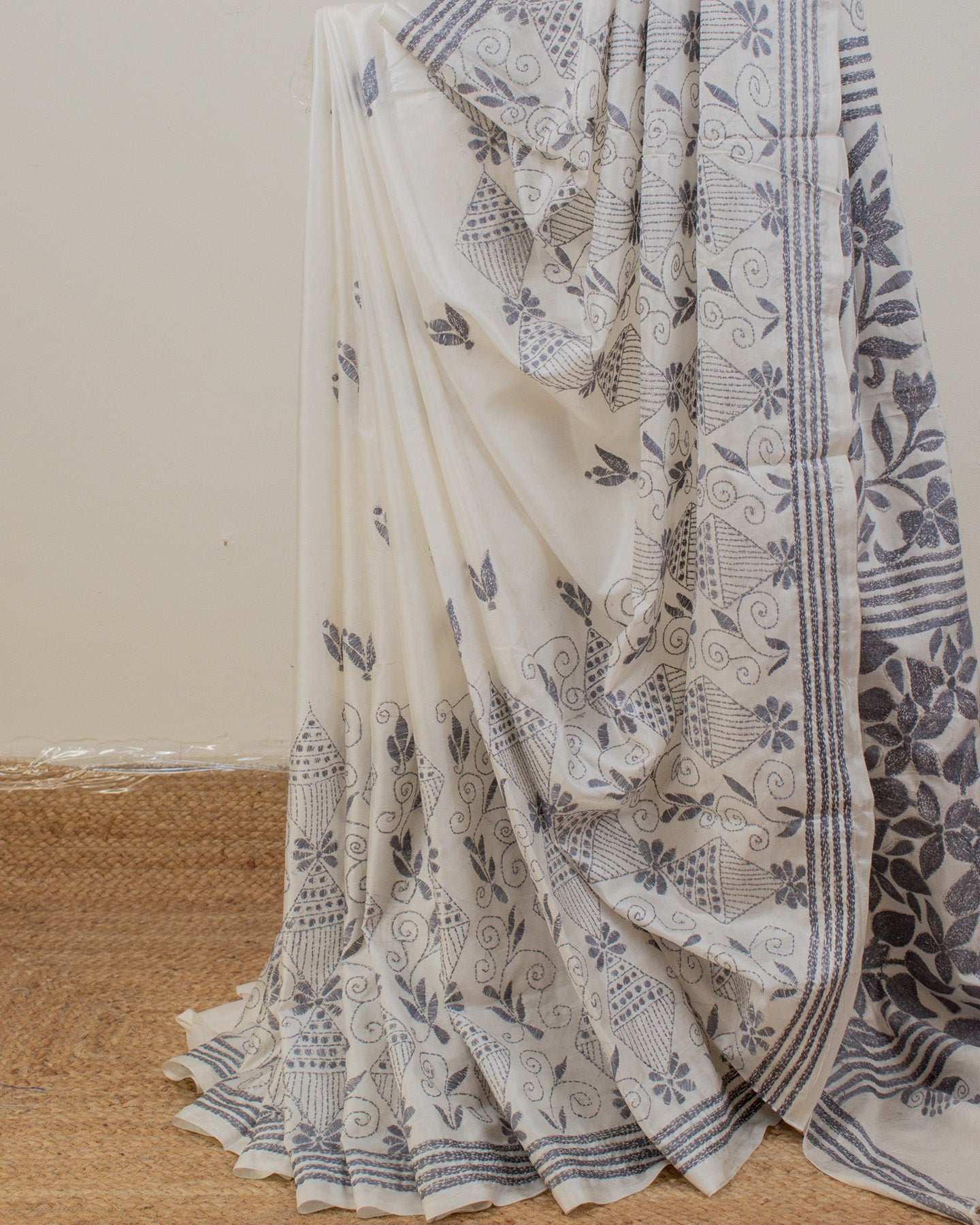 Kantha Floral Grey Saree