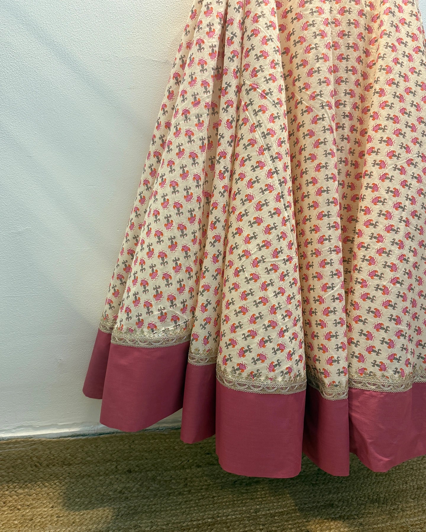 Madhushri Skirt