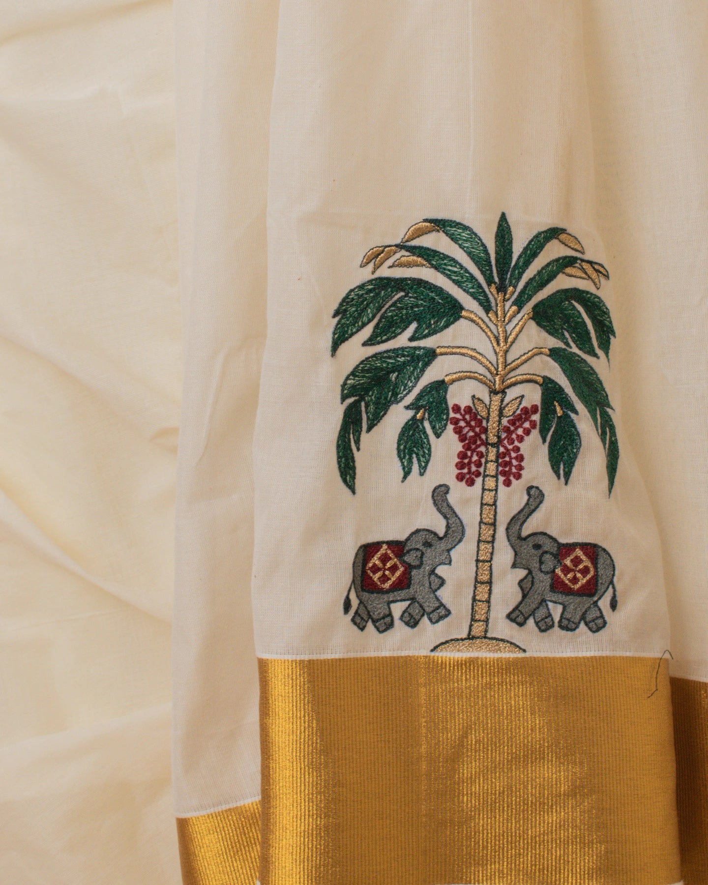 Manthan Saree