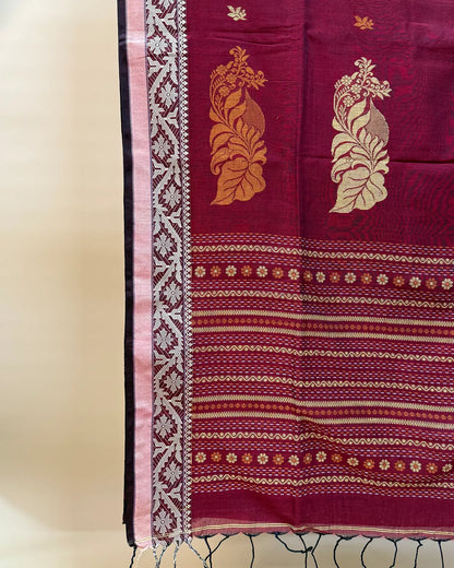 Amravati Maroon Tangail Saree