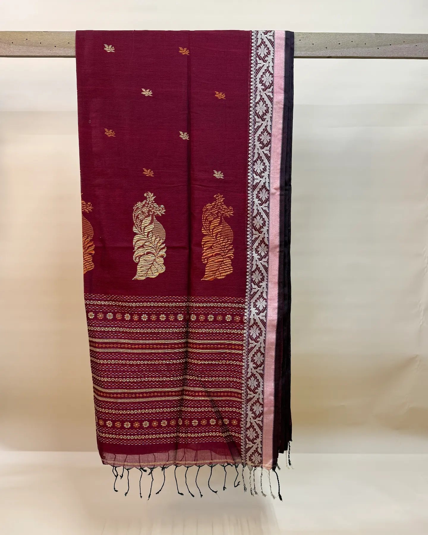 Amravati Maroon Tangail Saree